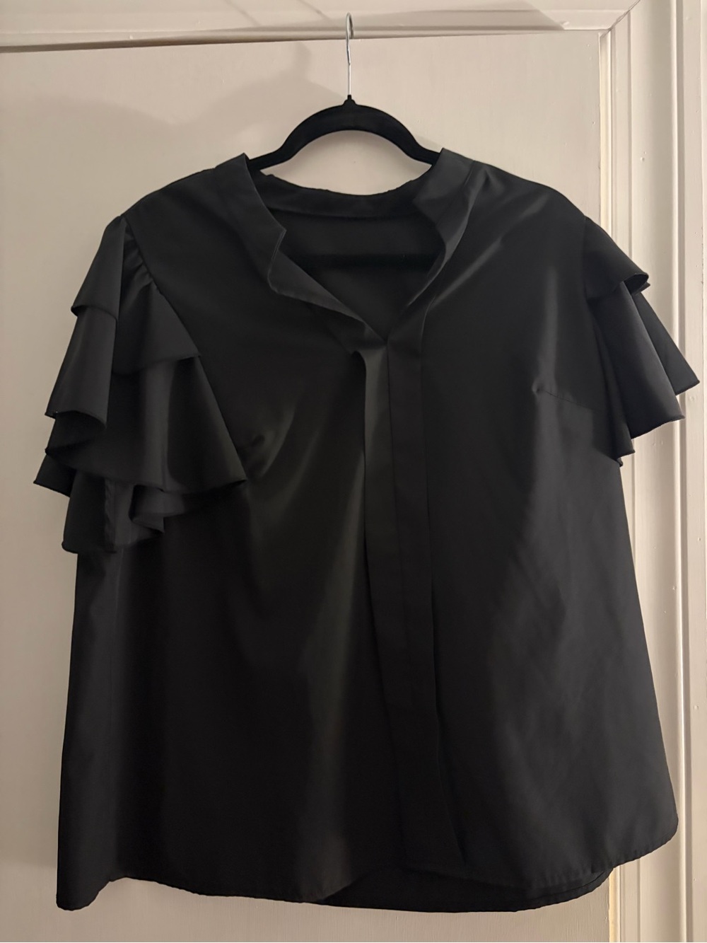 SHEIN Black Ruffle Sleeve Blouse